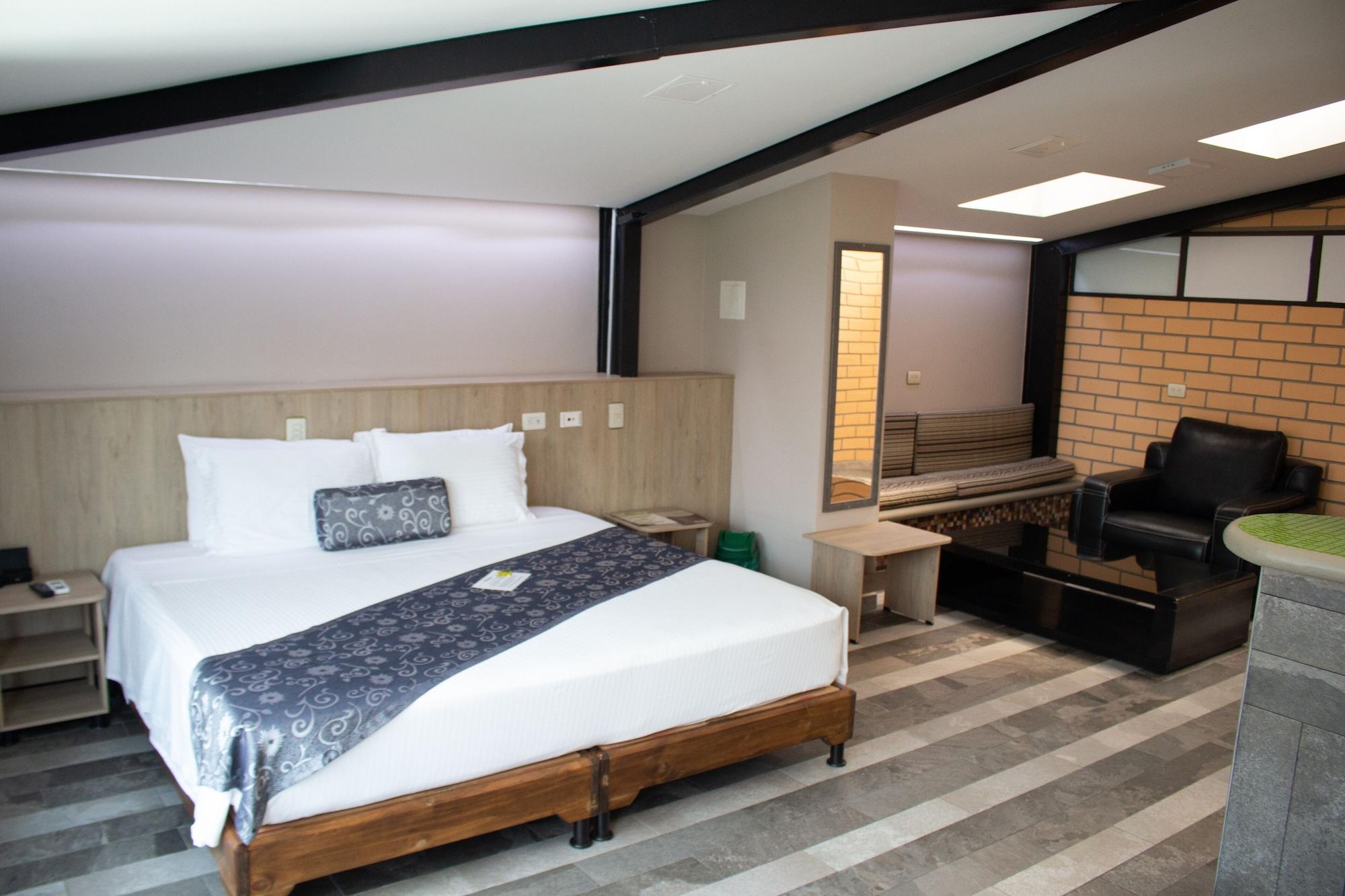 מדיין Hotel Provenza Garden מראה חיצוני תמונה