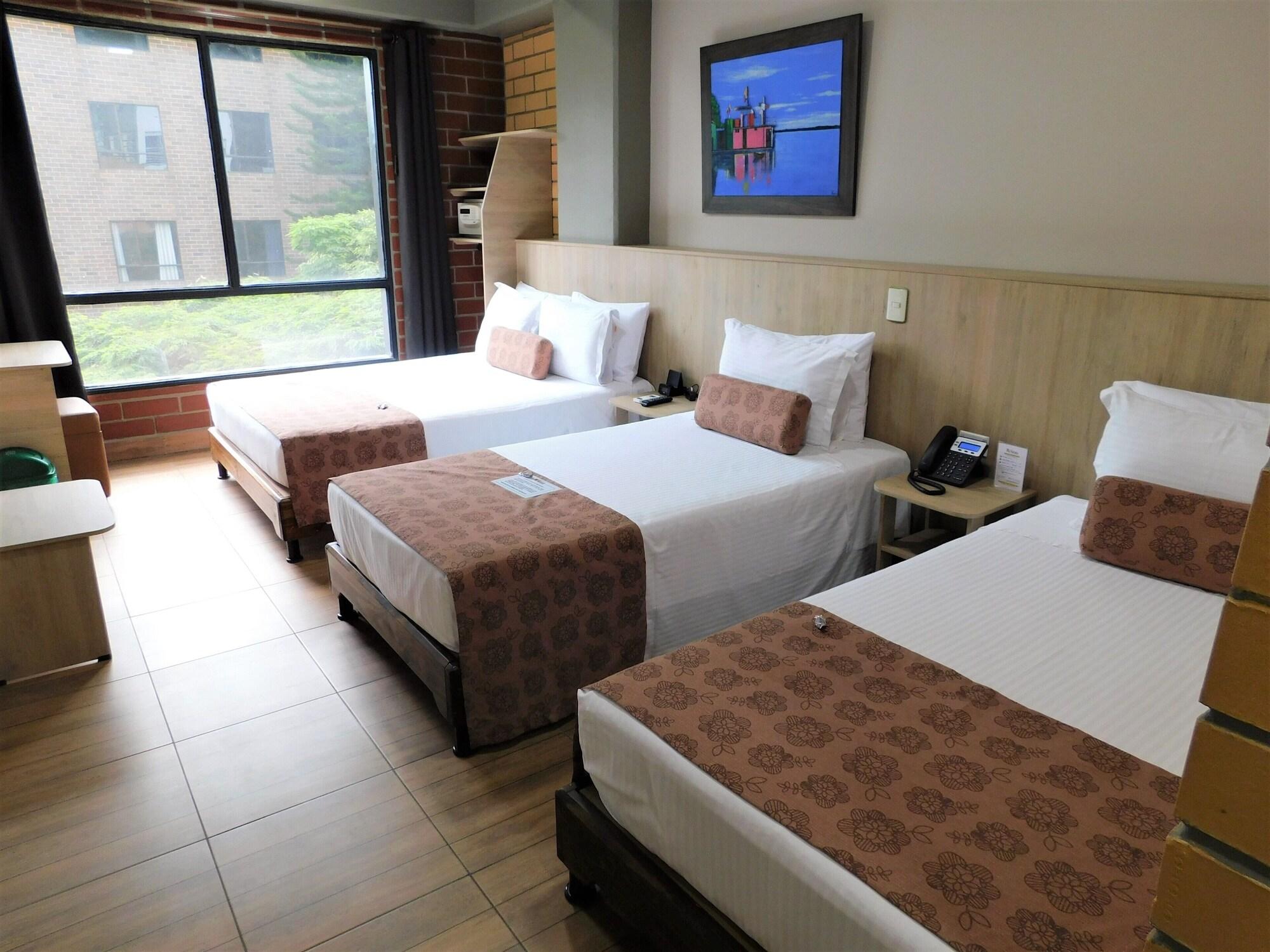 מדיין Hotel Provenza Garden מראה חיצוני תמונה