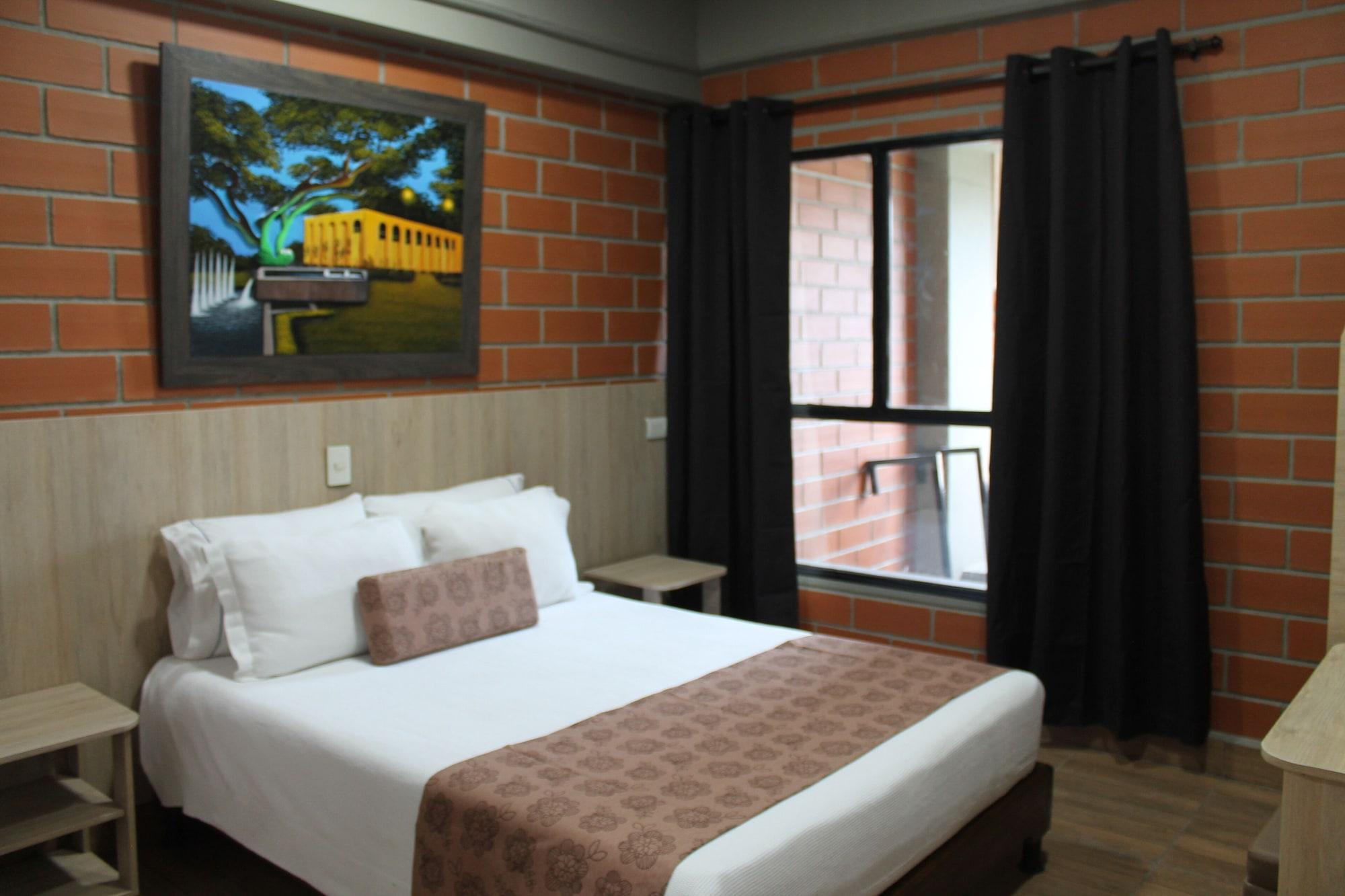 מדיין Hotel Provenza Garden מראה חיצוני תמונה