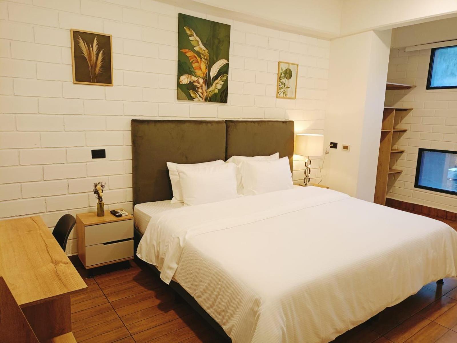 מדיין Hotel Provenza Garden מראה חיצוני תמונה